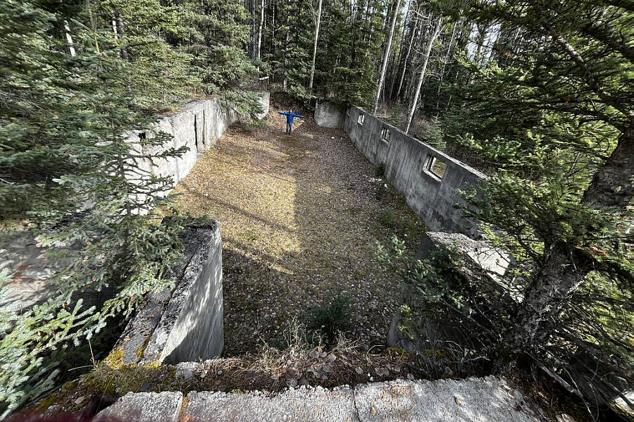 Feels like this could be converted into a swimming pool!