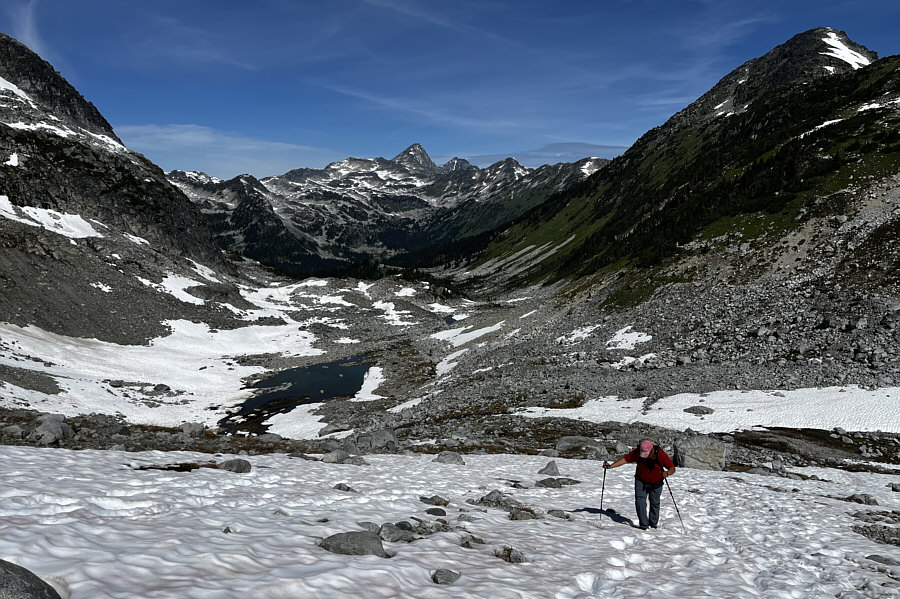 This valley would be a great ski tour in winter...if you could somehow get up that crazy headwall!