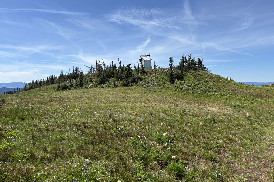 The biffy would sum up what I think of this mountain!