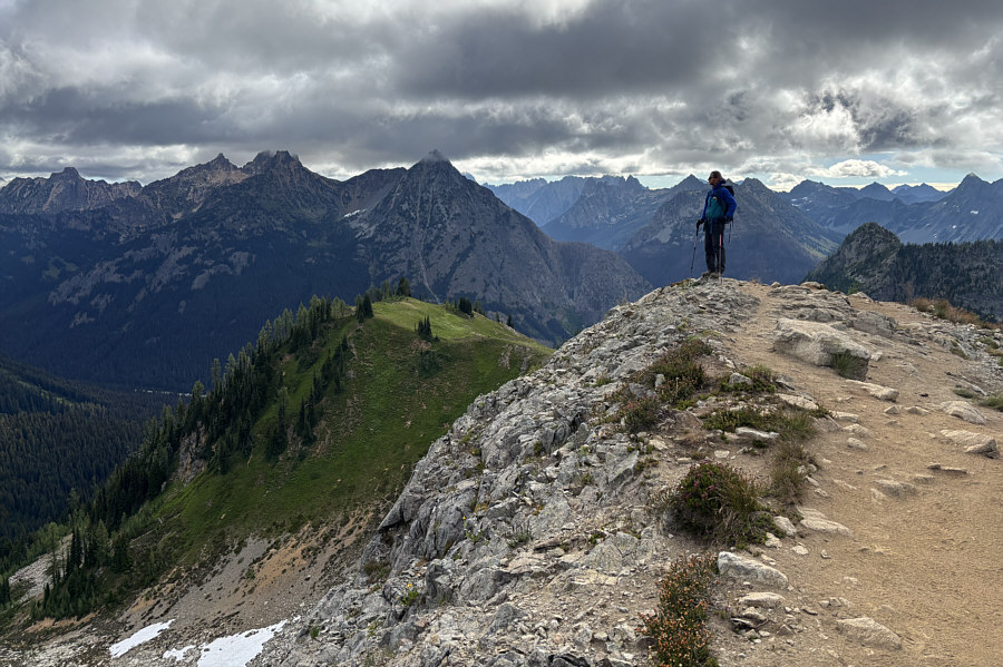 This viewpoint would already be an amazing hiking destination in itself.