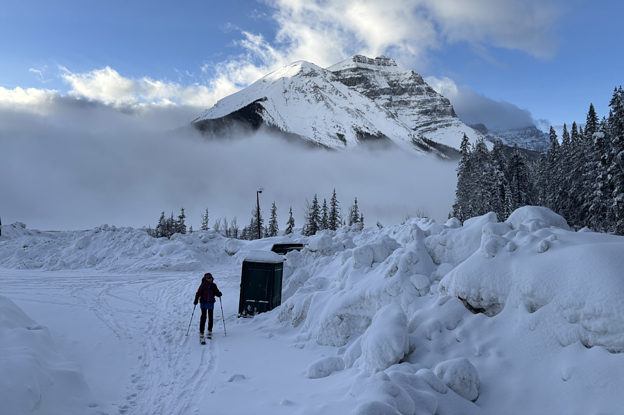 I think the lodge is permanently closed.